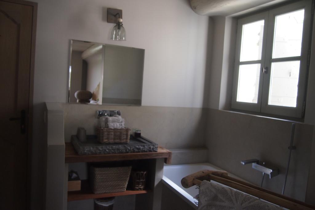 La Maison Des Collines Hotel Allemagne-en-Provence Room photo