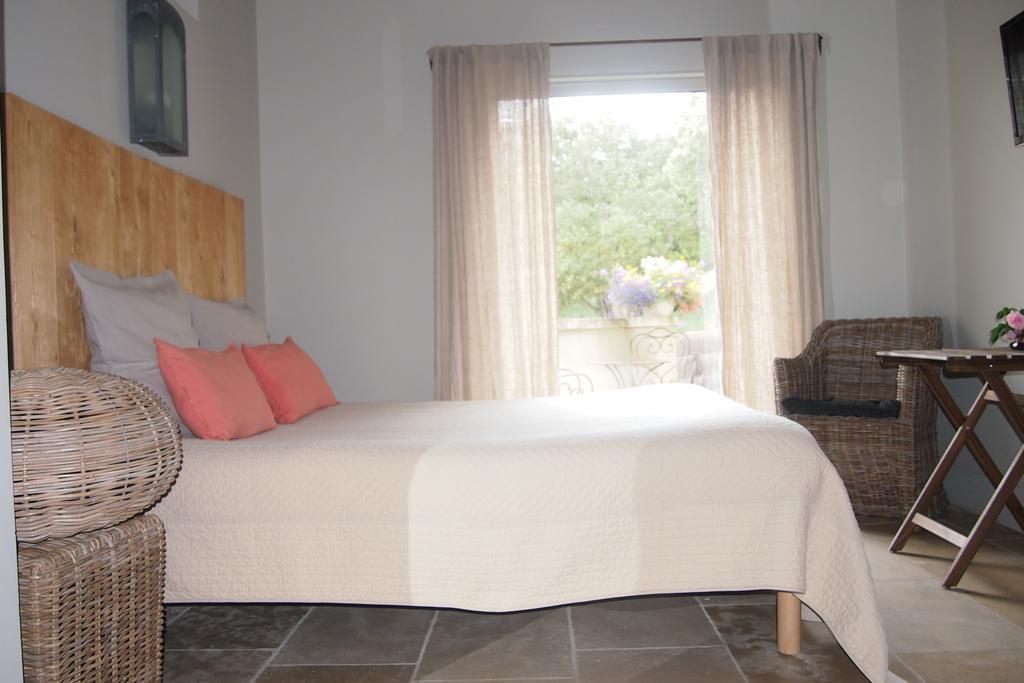 La Maison Des Collines Hotel Allemagne-en-Provence Room photo