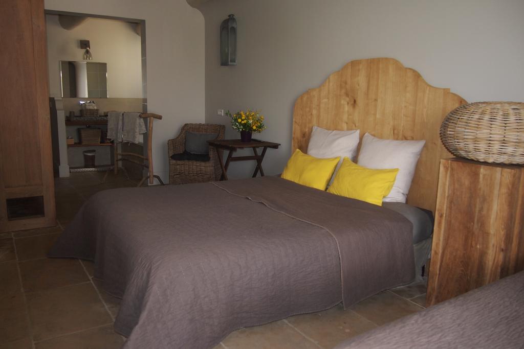 La Maison Des Collines Hotel Allemagne-en-Provence Room photo