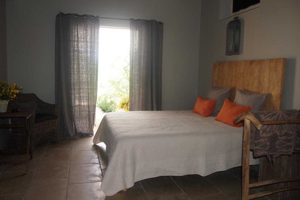 La Maison Des Collines Hotel Allemagne-en-Provence Room photo